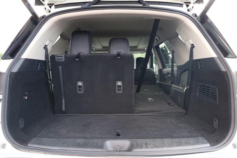 Nissan Pathfinder Vehicle Image 08