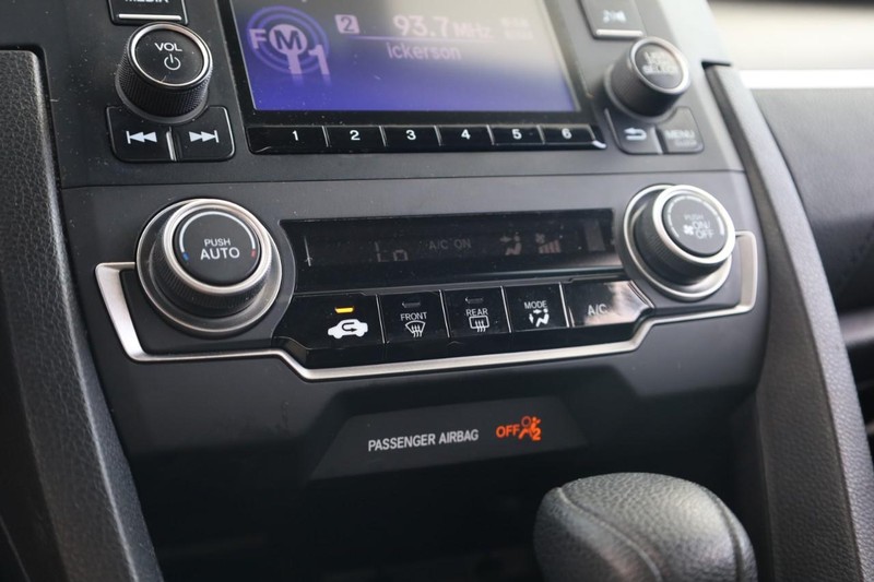 Honda Civic Sedan Vehicle Image 12