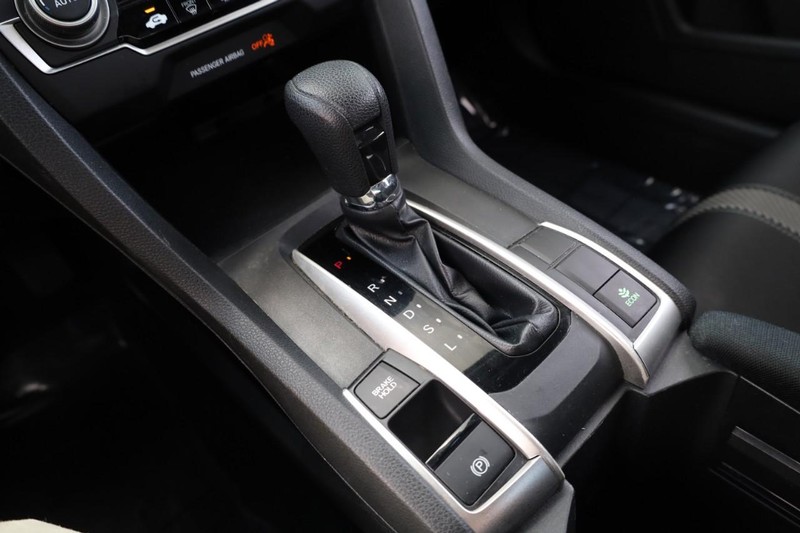 Honda Civic Sedan Vehicle Image 14