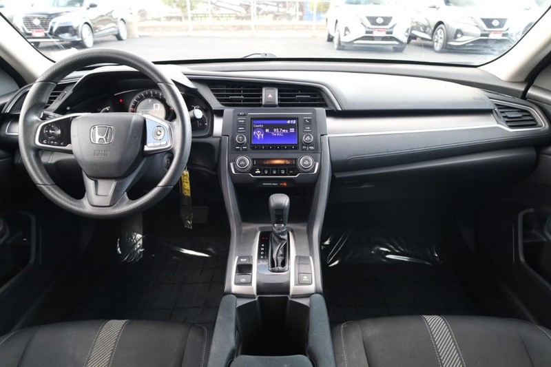 Honda Civic Sedan Vehicle Image 19