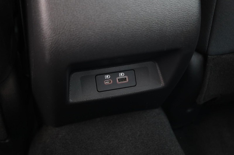 Nissan Altima Vehicle Image 22