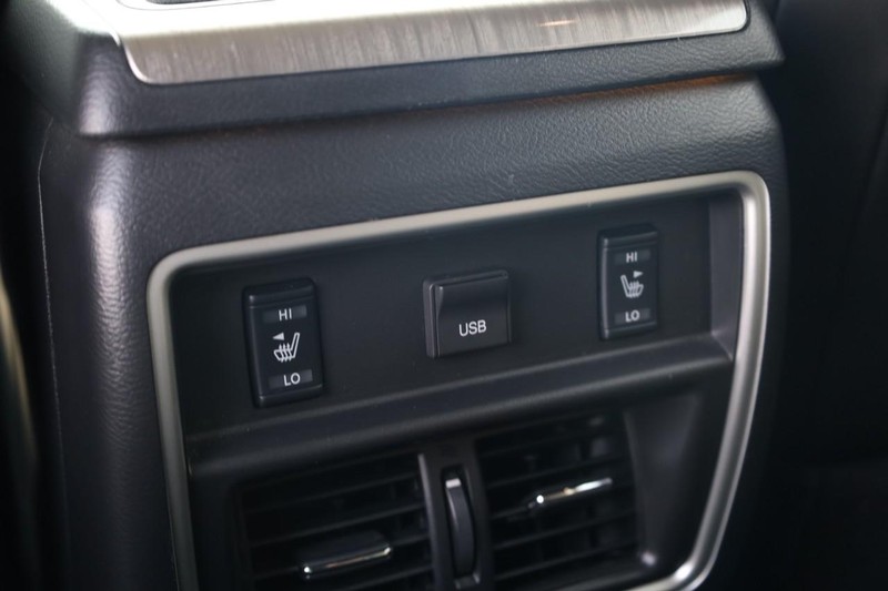 Nissan Murano Vehicle Image 24