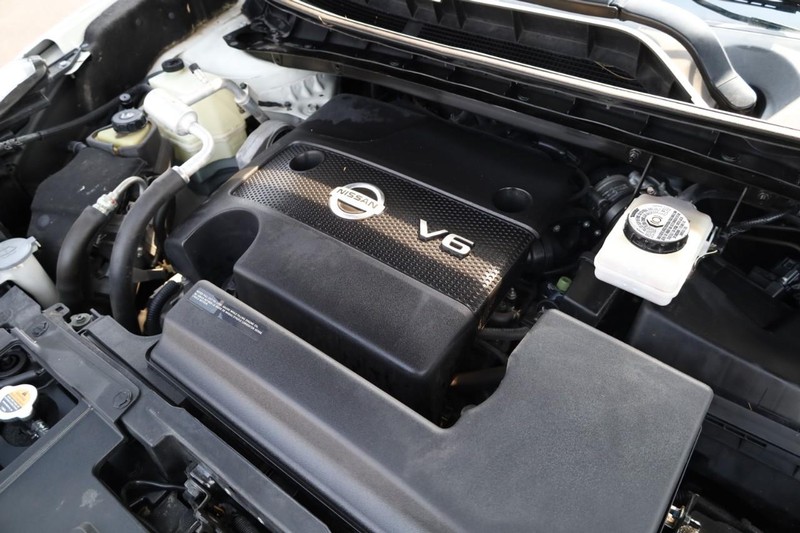 Nissan Murano Vehicle Image 28