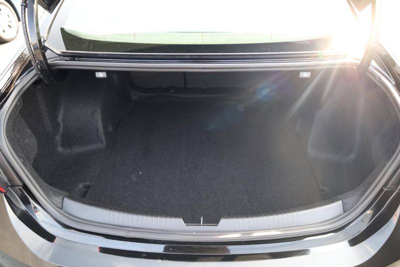 Chevrolet Malibu Vehicle Image 07