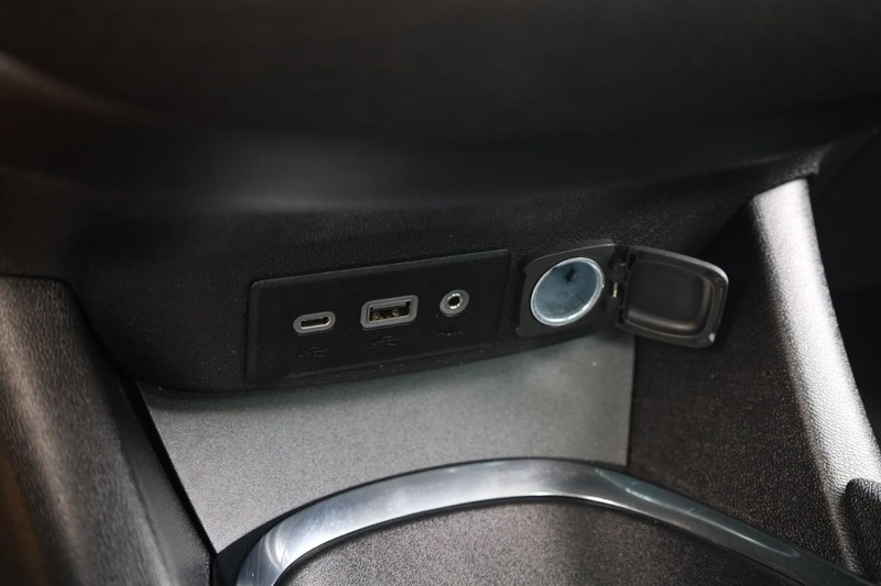 Chevrolet Malibu Vehicle Image 14