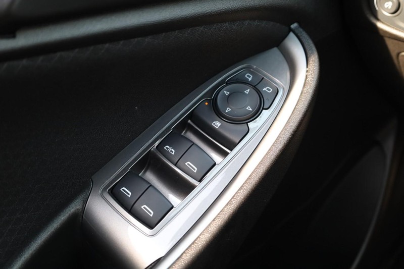 Chevrolet Malibu Vehicle Image 17