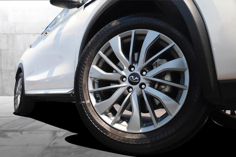 INFINITI QX50 Vehicle Image 03