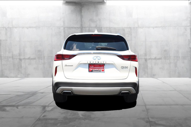 INFINITI QX50 Vehicle Image 06
