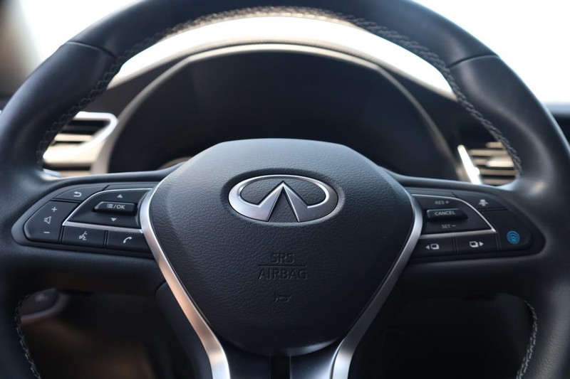 INFINITI QX50 Vehicle Image 11