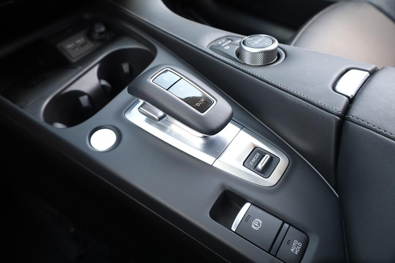 INFINITI QX50 Vehicle Image 17