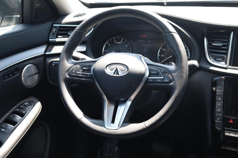 INFINITI QX50 Vehicle Image 24