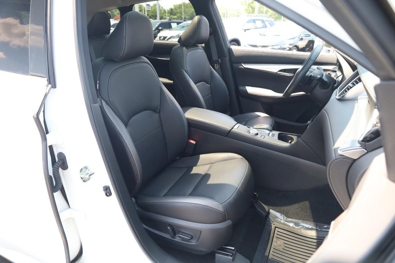 INFINITI QX50 Vehicle Image 25