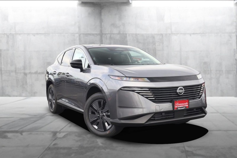 Nissan Murano Vehicle Image 02