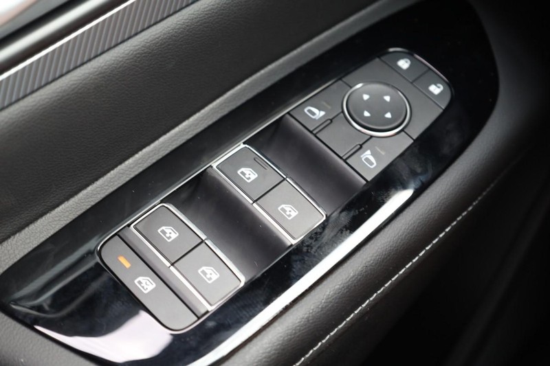 Nissan Murano Vehicle Image 21