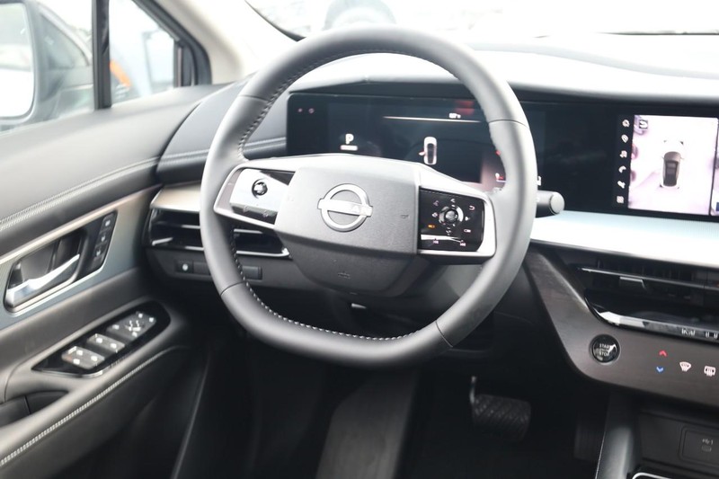 Nissan Murano Vehicle Image 28
