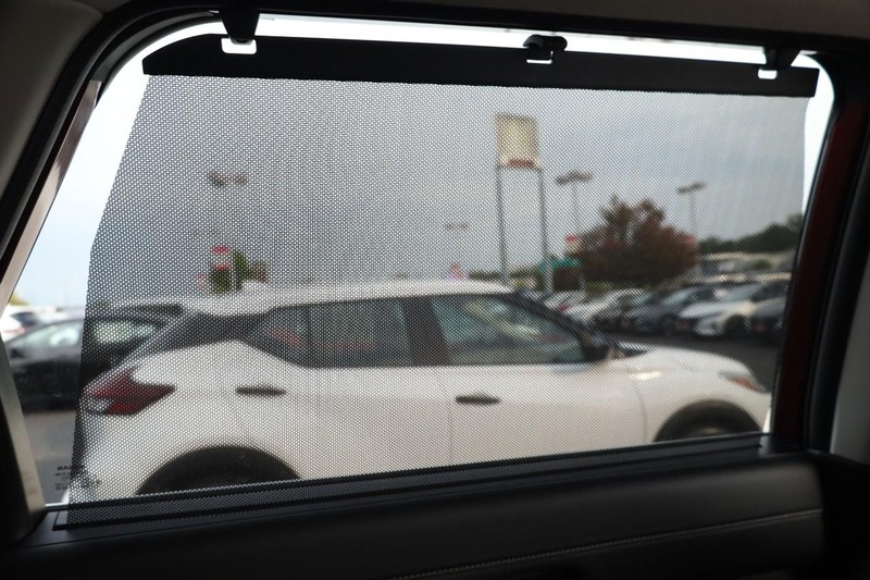 Nissan Pathfinder Vehicle Image 27