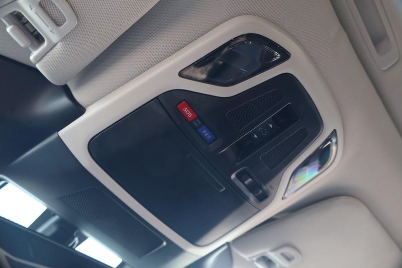 Subaru Outback Vehicle Image 16