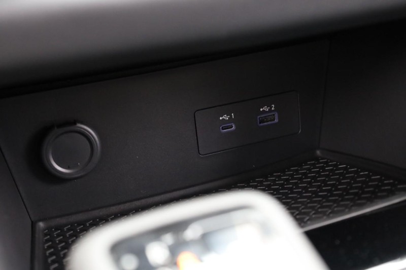 Nissan Pathfinder Vehicle Image 15