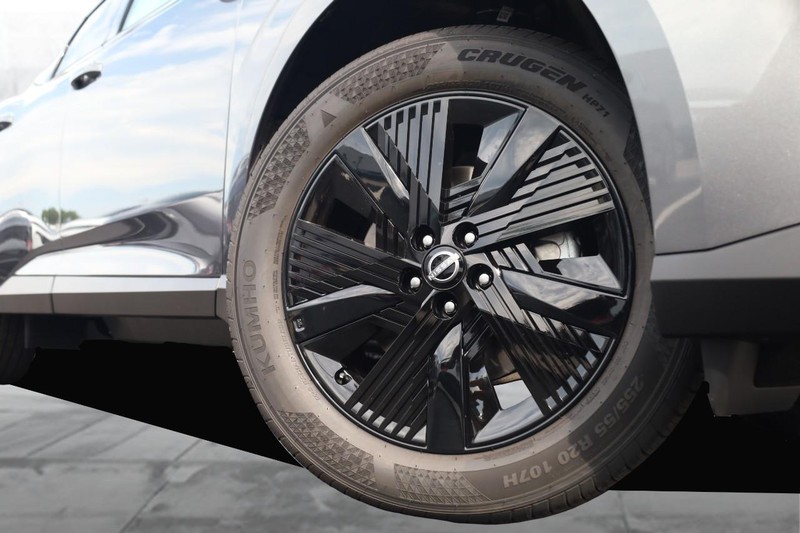 Nissan Murano Vehicle Image 03