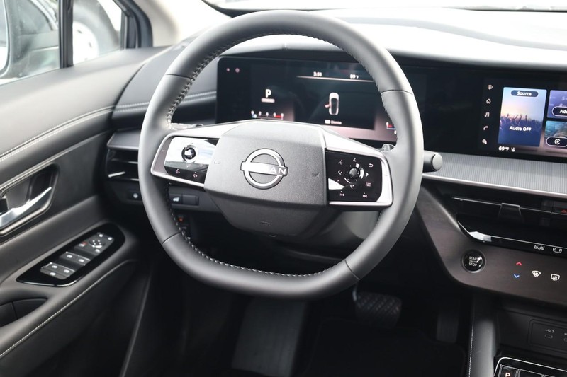 Nissan Murano Vehicle Image 24