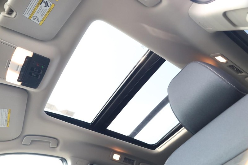 Nissan Pathfinder Vehicle Image 10
