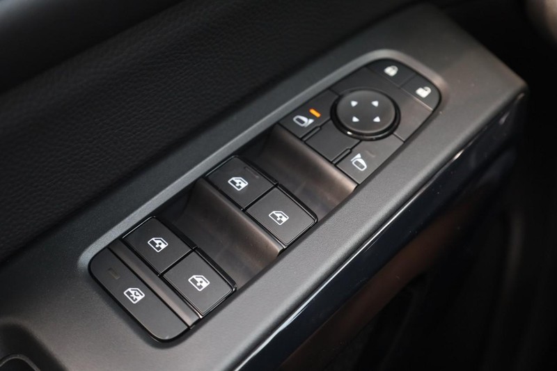 Nissan Pathfinder Vehicle Image 22