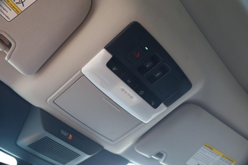 Nissan Pathfinder Vehicle Image 21