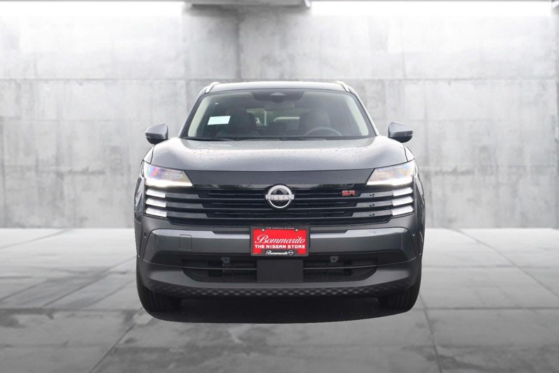 Nissan Kicks Vehicle Image 04