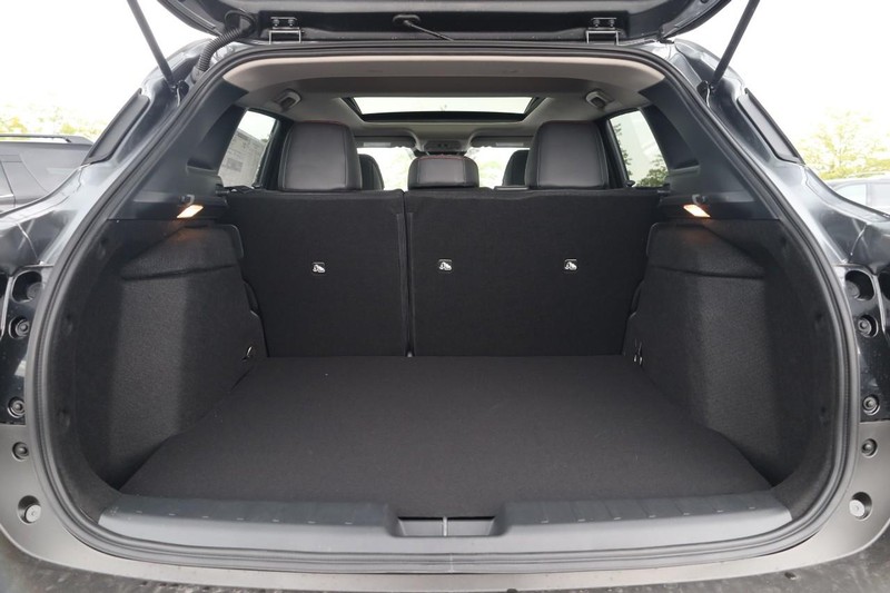 Nissan Kicks Vehicle Image 07
