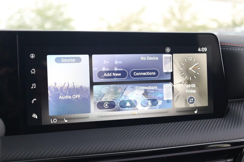 Nissan Kicks Vehicle Image 13