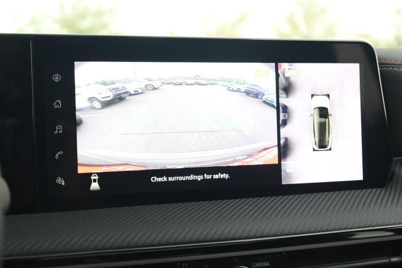 Nissan Kicks Vehicle Image 14