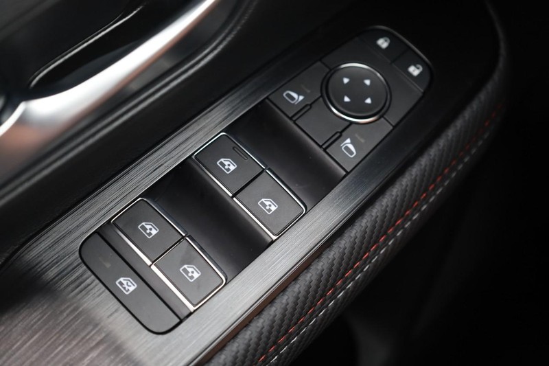 Nissan Kicks Vehicle Image 20