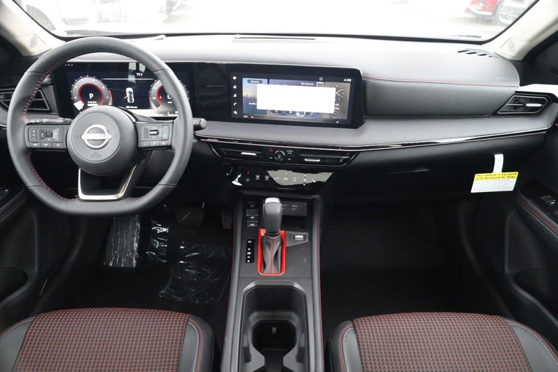 Nissan Kicks Vehicle Image 25