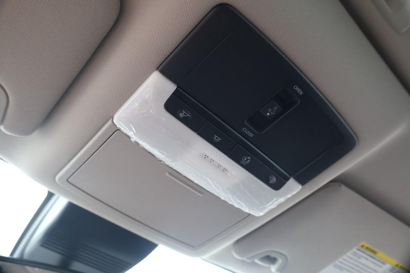 Nissan Altima Vehicle Image 18
