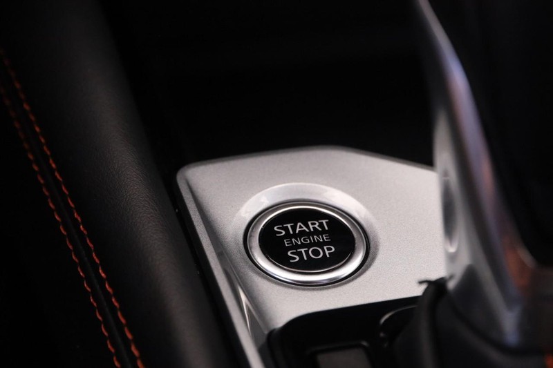 Nissan Altima Vehicle Image 14