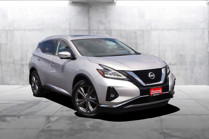 Nissan Murano Vehicle Image 02