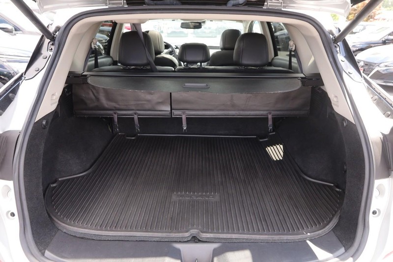 Nissan Murano Vehicle Image 07