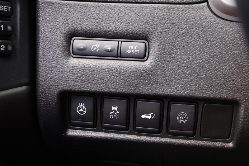Nissan Murano Vehicle Image 21