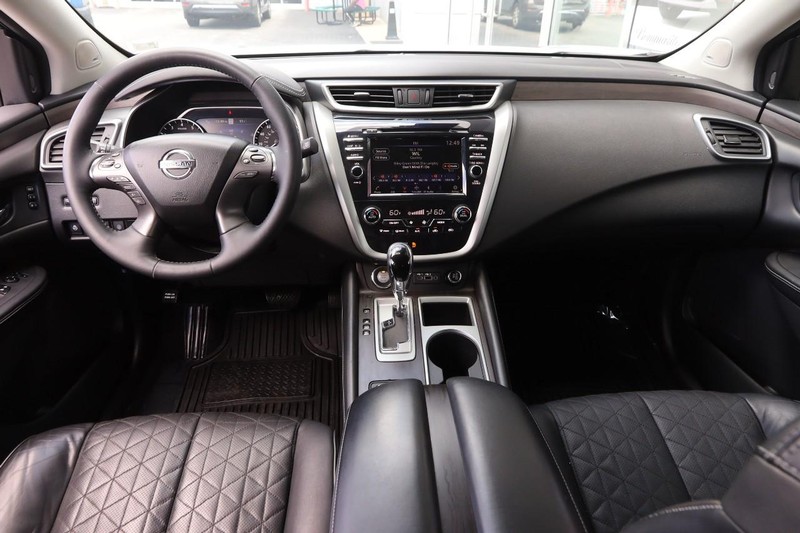 Nissan Murano Vehicle Image 22