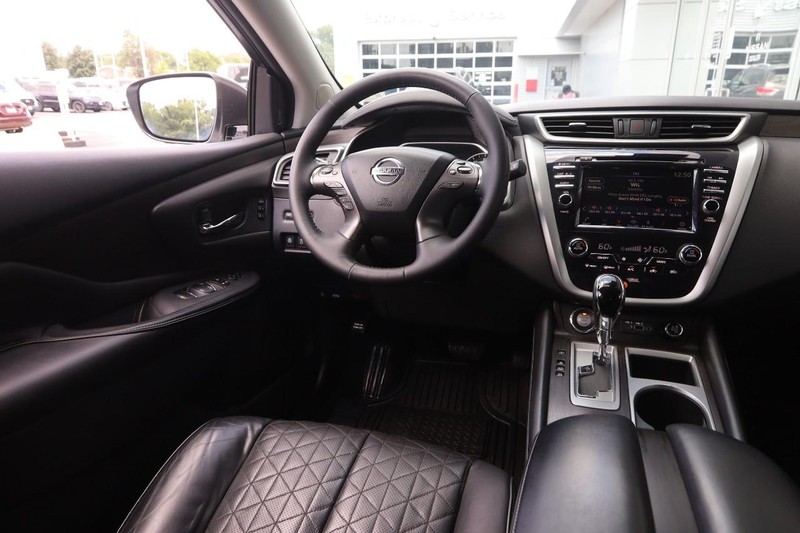 Nissan Murano Vehicle Image 23