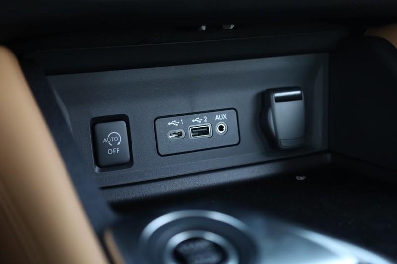 Nissan Sentra Vehicle Image 15
