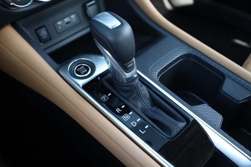 Nissan Sentra Vehicle Image 16