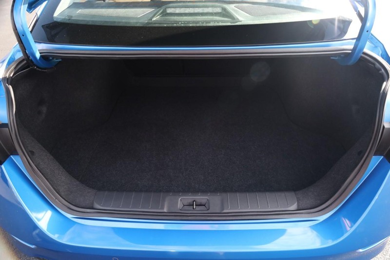 Nissan Sentra Vehicle Image 07