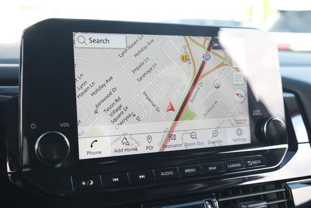Nissan Pathfinder Vehicle Image 16