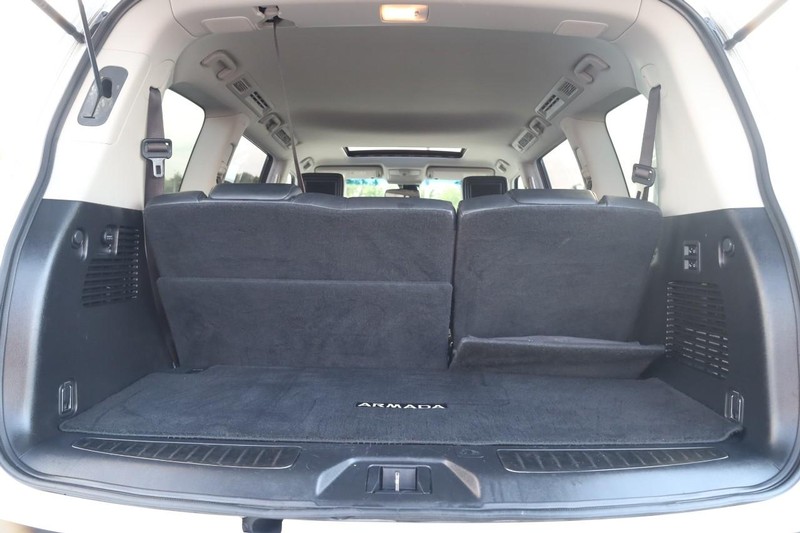 Nissan Armada Vehicle Image 07