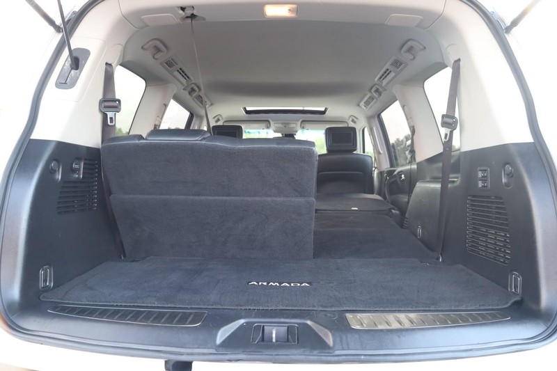 Nissan Armada Vehicle Image 08
