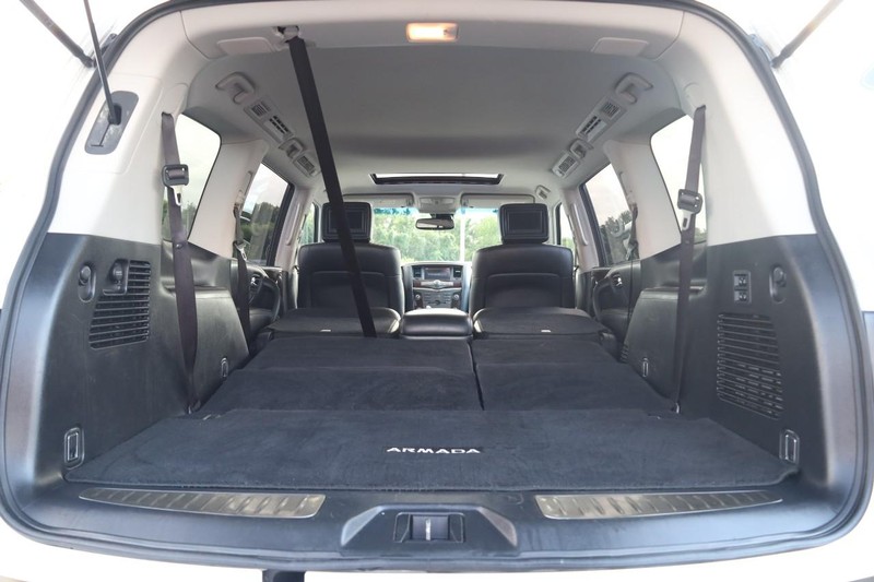 Nissan Armada Vehicle Image 09