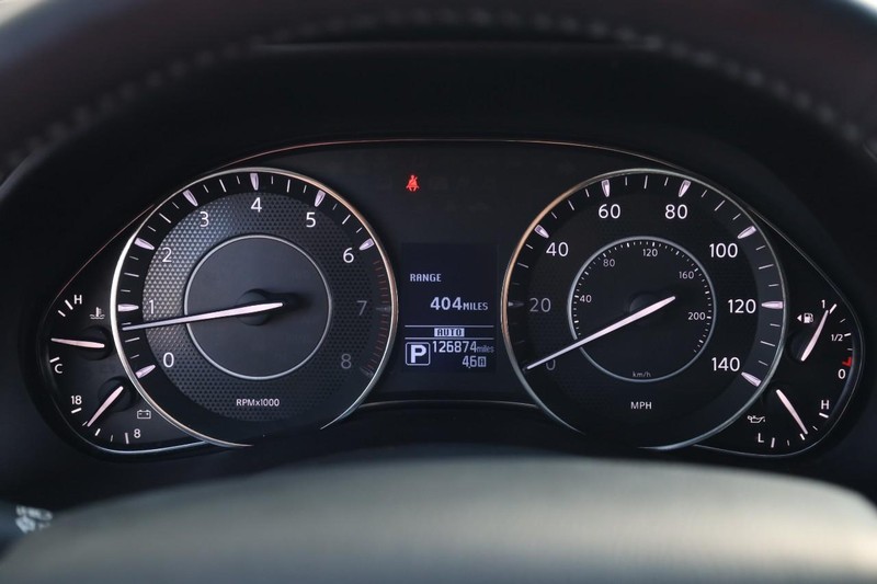 Nissan Armada Vehicle Image 13