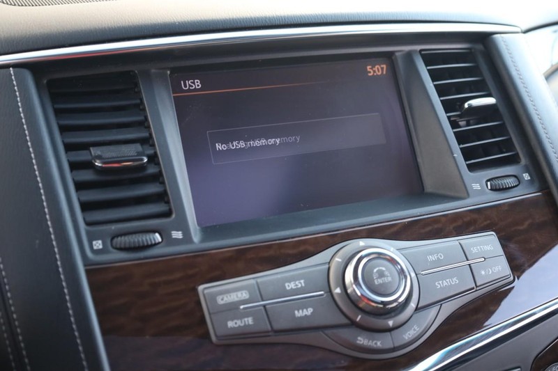 Nissan Armada Vehicle Image 14