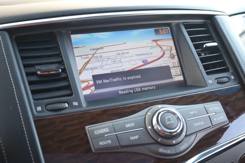 Nissan Armada Vehicle Image 16